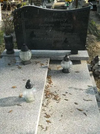 Zdjęcie grobu 31/100