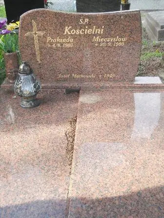 Zdjęcie grobu 23/100