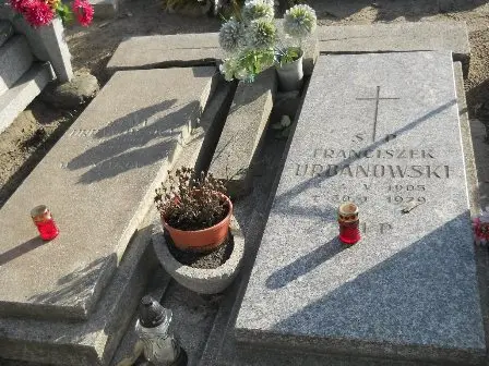Zdjęcie grobu 6/227,228