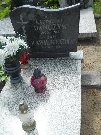 Zdjęcie grobu 39/55