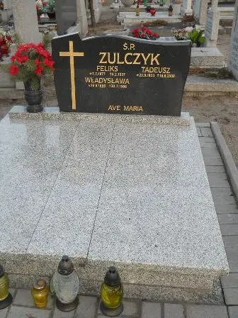 Zdjęcie grobu 4/100