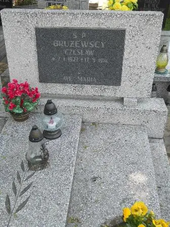 Zdjęcie grobu 26/167,168