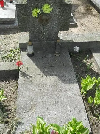 Zdjęcie grobu 27a/35,36