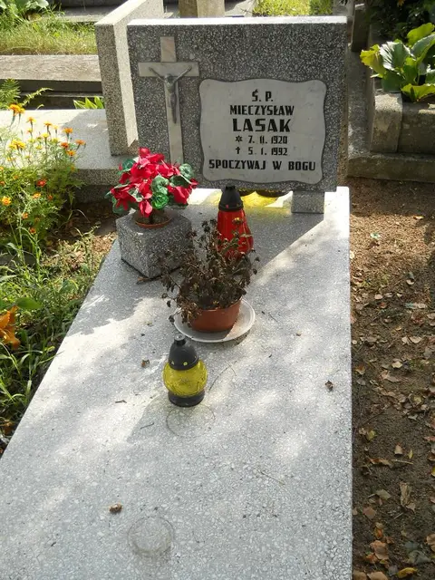 Zdjęcie grobu 16/26368