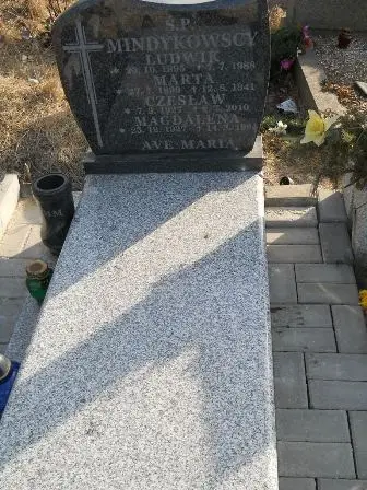 Zdjęcie grobu 4/556