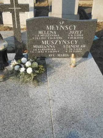 Zdjęcie grobu A/70,71
