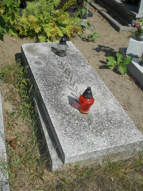 Zdjęcie grobu 18/28232