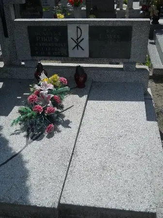 Zdjęcie grobu 25/224,225