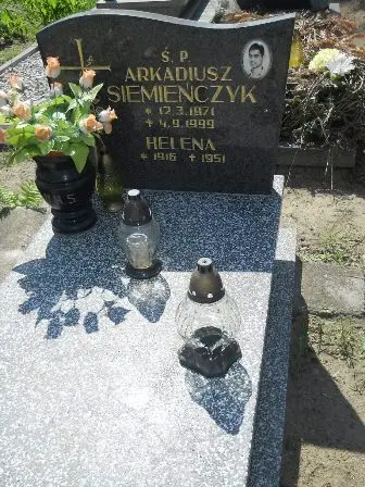 Zdjęcie grobu 11/100
