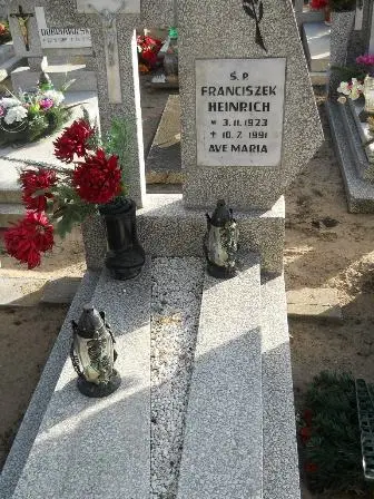 Zdjęcie grobu 100/100