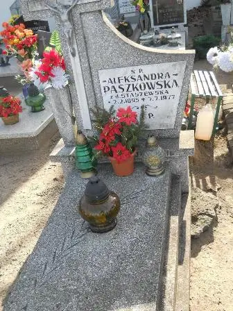 Zdjęcie grobu 8/64