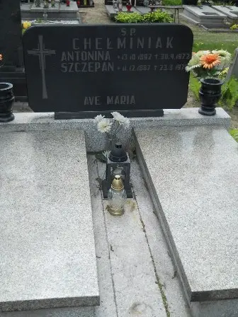 Zdjęcie grobu 40/10,11