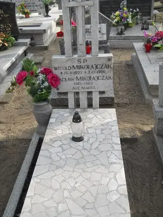 Zdjęcie grobu 15/128