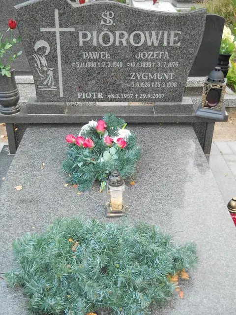 Zdjęcie grobu 14/26975