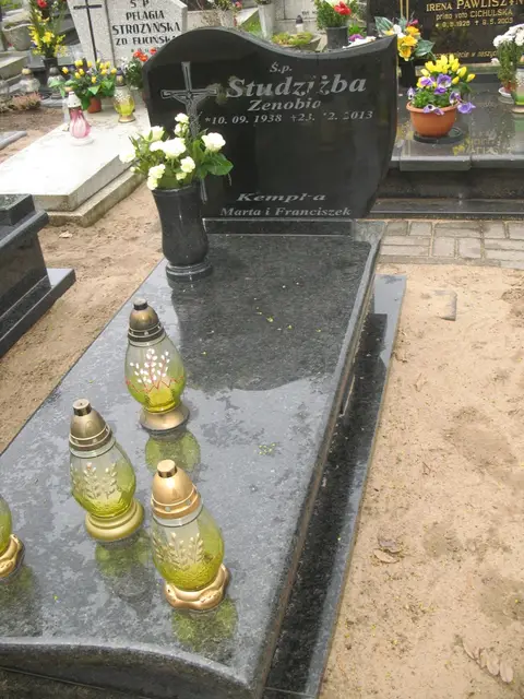 Zdjęcie grobu 8/10642