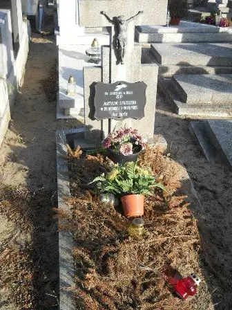 Zdjęcie grobu 100/100