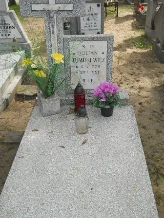 Zdjęcie grobu 27/150