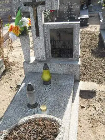 Zdjęcie grobu 8/29