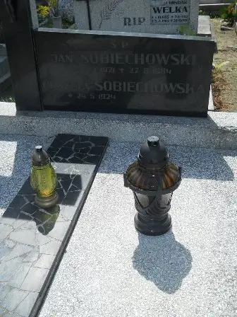 Zdjęcie grobu 25/204,205