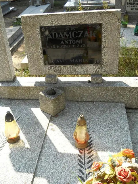 Zdjęcie grobu 14/27200