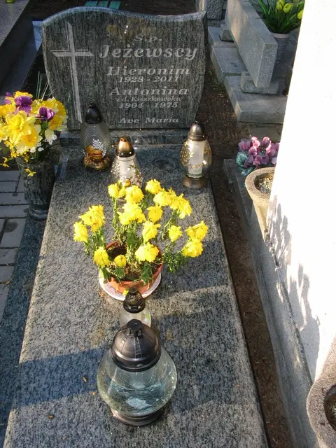 Zdjęcie grobu 15/26657