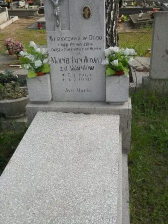 Zdjęcie grobu 23/6
