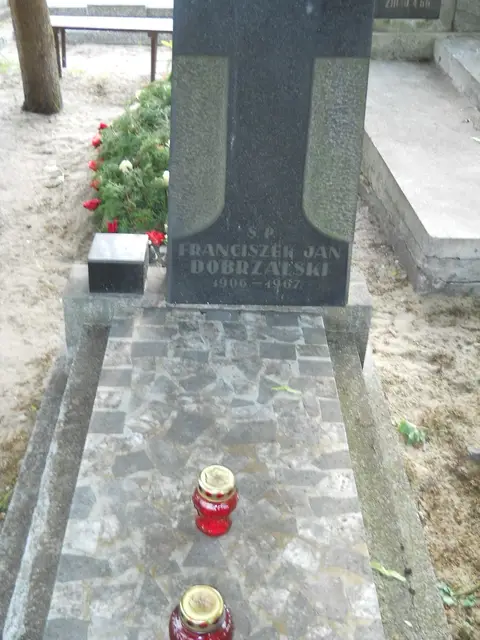 Zdjęcie grobu 8/10718