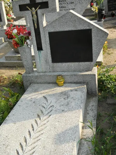 Zdjęcie grobu 23/28730