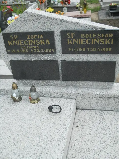 Zdjęcie grobu 22/23720